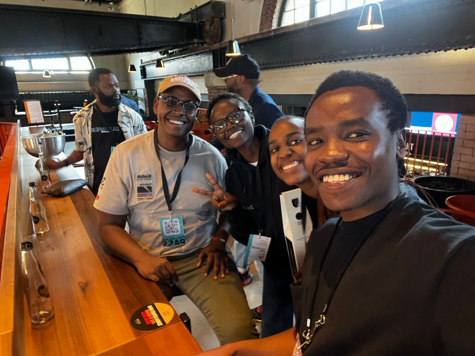 Building Networks in Blockchain